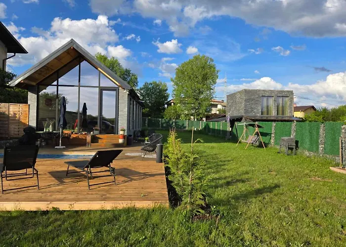 Villa Selya - Private Pool & Mountain View Selyanin