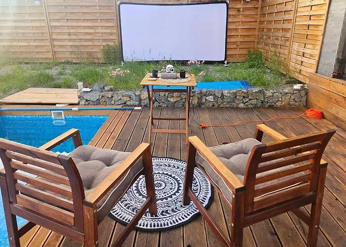 Selya - Private Pool & Mountain View Villa Selyanin